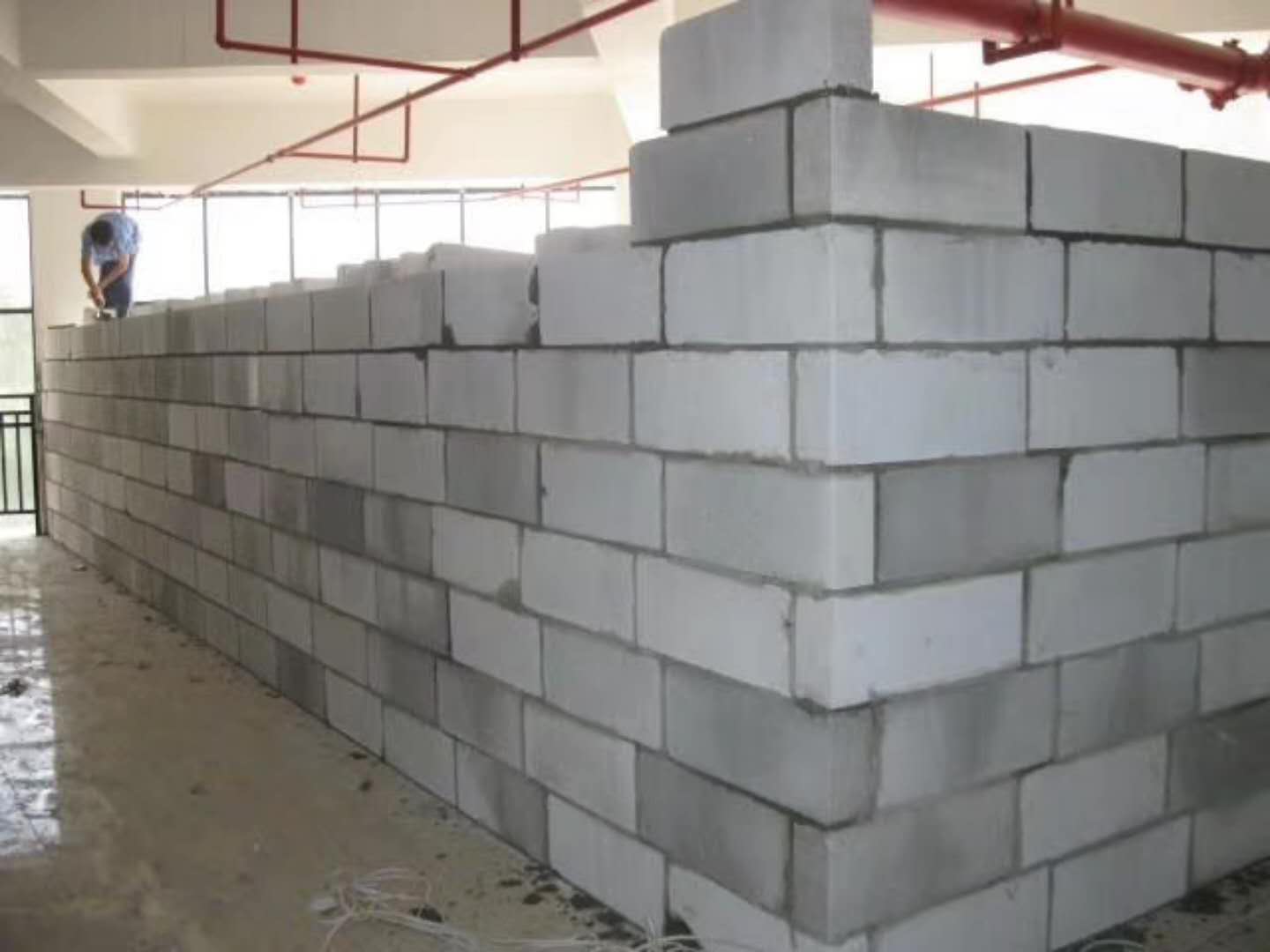 彰武蒸压加气混凝土砌块承重墙静力和抗震性能的研究